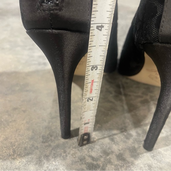 Jewel Badgley Mischka- SZ 7.5 Cheetah Print Black Sheer Booties - Picture 8 of 9